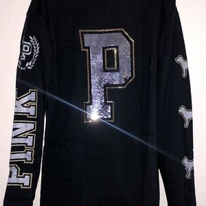 New PINK long sleeve 🖤